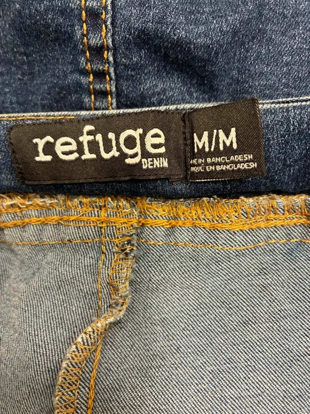 Refuge Denim Cargo Mini Skort in Dark Blue Wash Size Medium - Picture 5 of 6